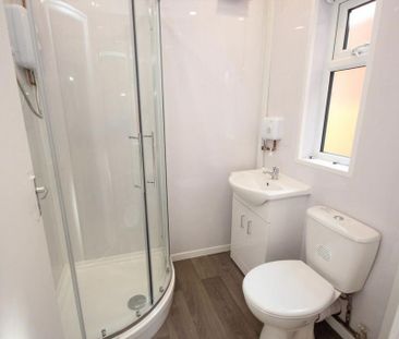 Studio to rent - Photo 6