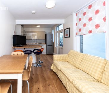 5 bedroom terraced house to rent - Photo 2