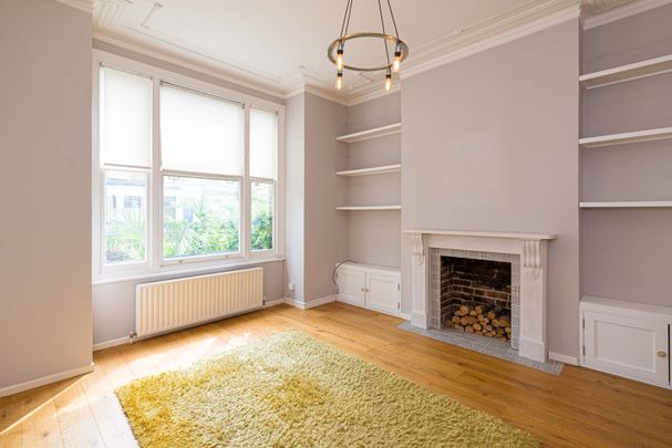 1 Bed Flat, Loftus Road, W12 - Photo 1