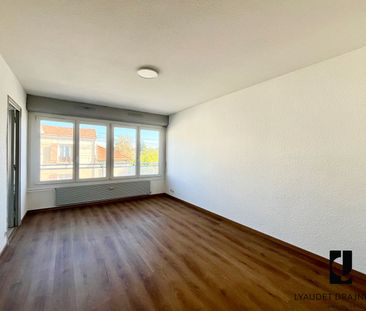 Location Appartement 2 pièces 49m² - Photo 1