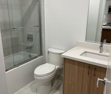 For Lease - 333 Sunseeker Avenue Unit# 155, Innisfil, Ontario - Photo 5