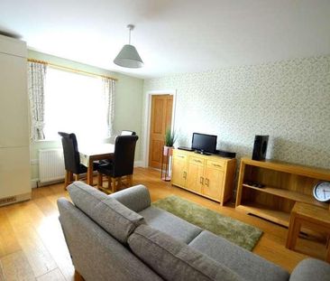 Feltham Hill Road, Ashford, TW15 - Photo 4