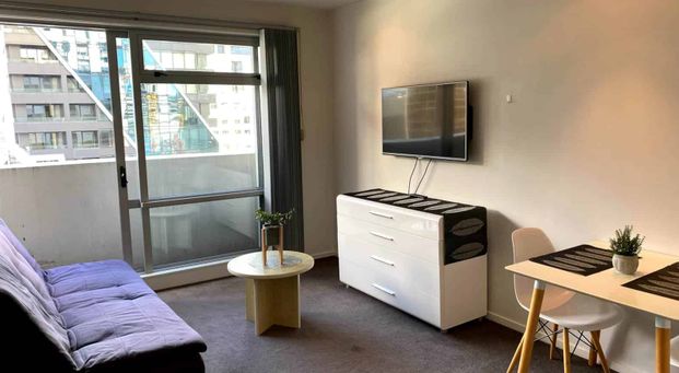 FURNISHED One Bedroom in the Harbour Oaks on L... - Photo 1