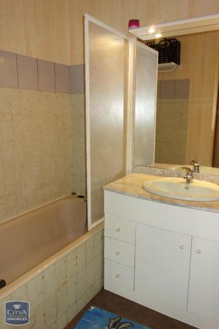 Location Appartement 2 pièces 59m² MACON 71000 - Photo 5