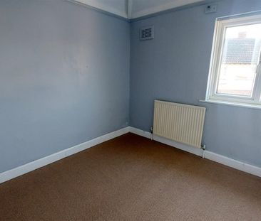 3 Bedroom House to Rent in Almond Road, Kettering. Northants, NN16 - Photo 4