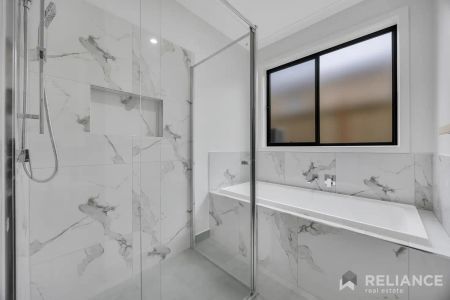 “Spacious Family Home in a Peaceful Truganina Pocket” - Photo 3