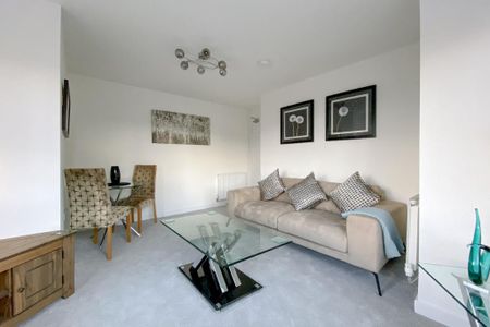 2 bedroom flat to rent - Photo 4
