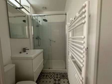 Location Appartement 1 pièce 22m² - Photo 2