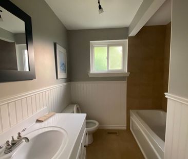 For Lease - 38 Main Street, Uxbridge, Ontario - Photo 5