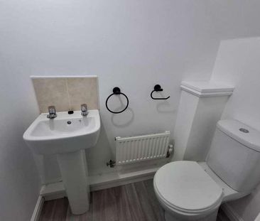 Opal Close, Hartlepool, TS24 - Photo 3