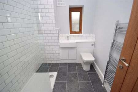 2 bedroom terraced house to rent - Photo 3