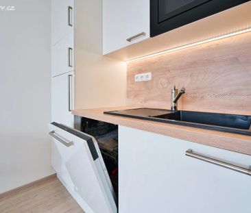 Pronájem bytu 1+kk 30 m² - Photo 3