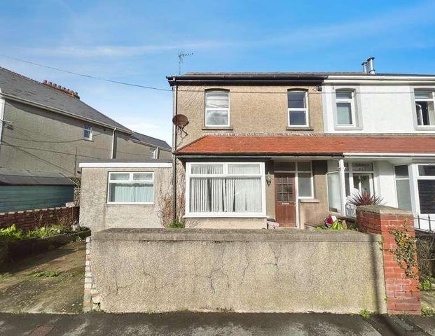 New Road, Porthcawl, CF36 - Photo 1