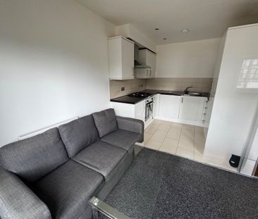 Room in a Shared House, Dunworth Street, M14 - Photo 1