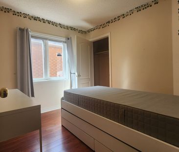 For Lease - 24 Golden Oak Avenue, Richmond Hill, Ontario - Photo 4