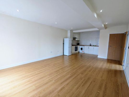 1 bedroom flat to rent - Photo 1