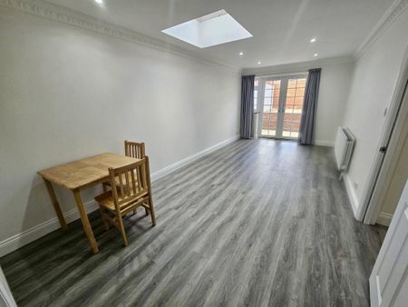 1 bedroom maisonette to rent - Photo 3