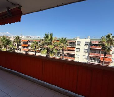 Appartement 2 pieces dernier etage - Photo 3