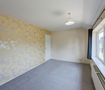 Wellington Close - Photo 4