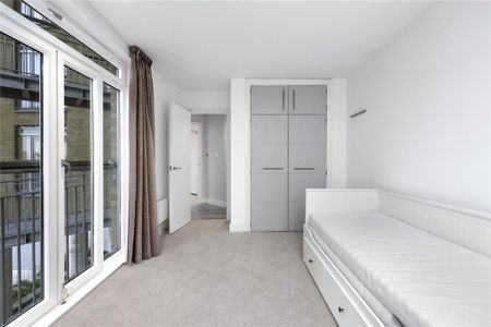 3 bedroom apartment to rent - Photo 4