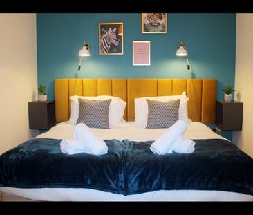 1 Bed Flat, Marco Island, NG1 - Photo 2