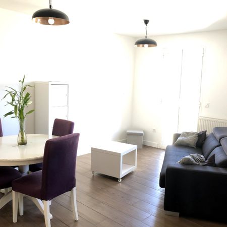 NANTERRE / DUPLEX / 3 PIECES - 50 M2 / PARKING - Photo 3