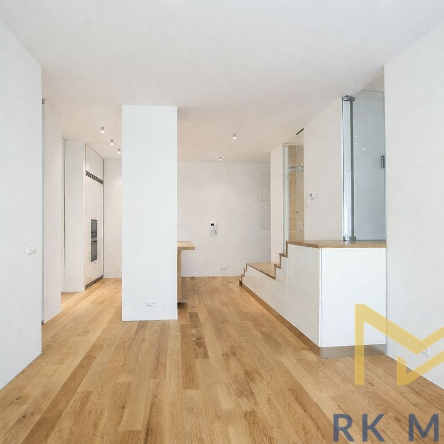 Apartment for rent, 3+kk - 2 bedrooms, 98m - Photo 1