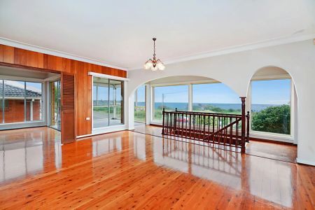 Three Bedroom Home - Photo 4