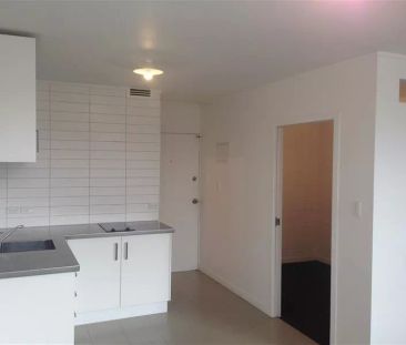 SECURE ONE BEDROOM Unit - Photo 2