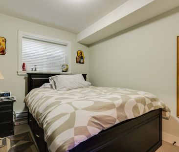 #lower 7633 210st - Photo 3