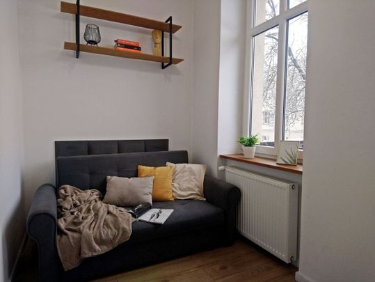 Jasna kawalerka blisko centrum Katowic 17 m² - Photo 1