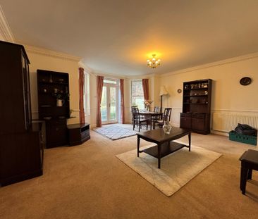 Devonshire Place, Eastbourne - Photo 1