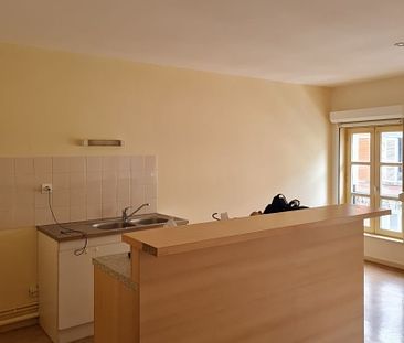 Appartement 3 pièces de 68 m² à Châlons-en-Champagne (51000) - Photo 2