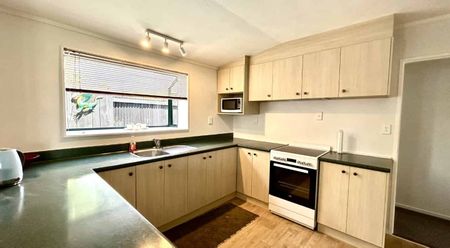 Quiet Comfort - Photo 2