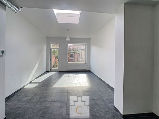 gerenoveerde rijwoning met zuidgerichte tuin voorraan St Andries - Photo 1