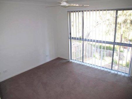 QUALITY HOME IN BEAUTIFUL LITTLE CREEK - Photo 3