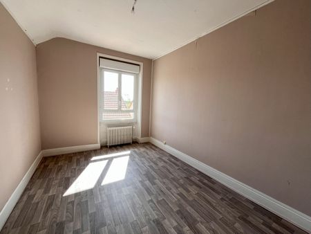 Location Appartement 4 pièces 95m² - Photo 3