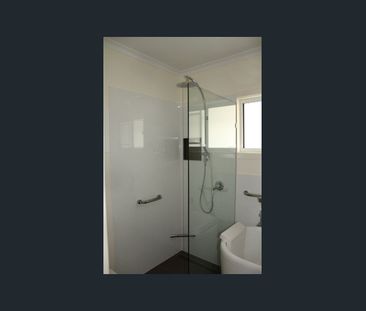 TWO BEDROOM HOUSE CLOSE TO SHOPS - Photo 6