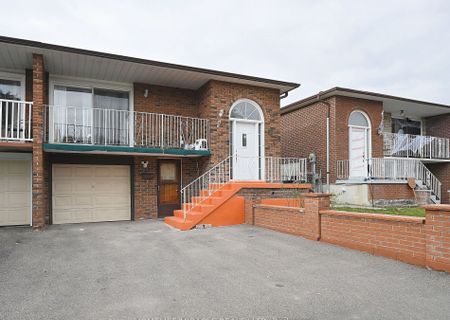 For Lease - 4 Royal Salisbury Way, Brampton, Ontario - Photo 4