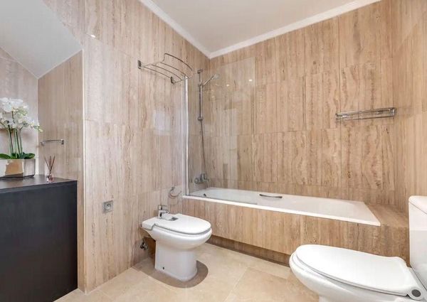 Luxury Villa for rent in Marbella Del Este, Spain