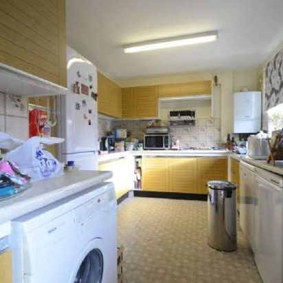 1 bedroom property to rent in Edgware - Photo 1