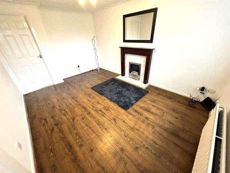 Hillbury Drive, Willenhall, WV12 - Photo 2