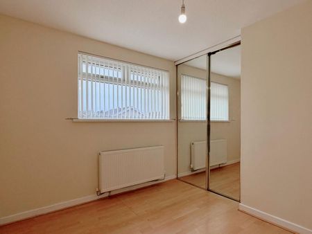 2 bedroom semi-detached house to rent - Photo 2
