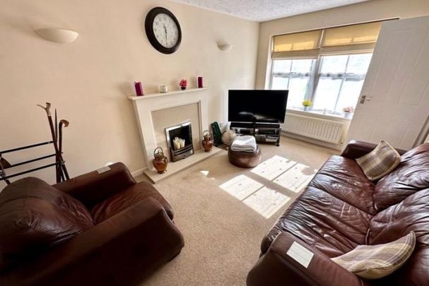 Latchford Lane, Shrewsbury - Photo 1