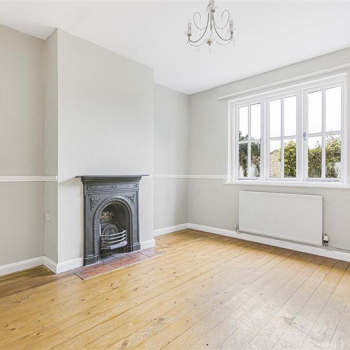 4 bedroom cottage to rent - Photo 1