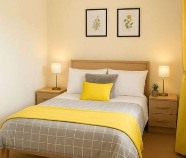 Husbands Bosworth, Leicestershire, LE17 - Photo 2