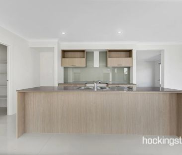 7 River Redgum Drive, - Photo 5