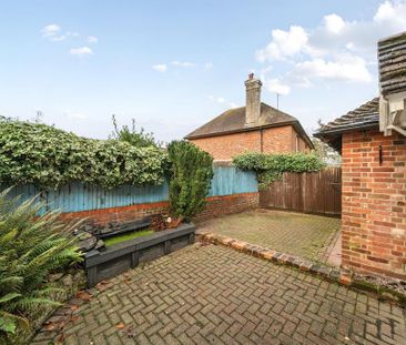 2 bedroom semi-detached house to rent - Photo 1