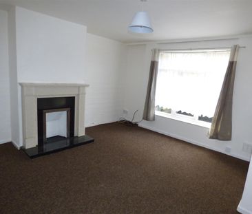 3 Beds - Terraced House - - Photo 1