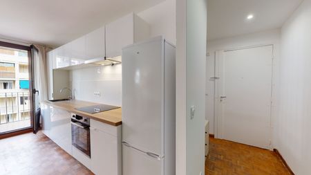 Colocation - Très beau T4 meublé de 61 m² Joliette - Photo 3